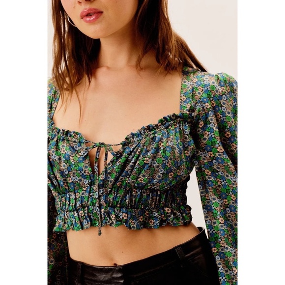 FOR LOVE AND LEMONS Alisa Top Floral Cropped Milkmaid Satin Smocked Small - Picture 5 of 14